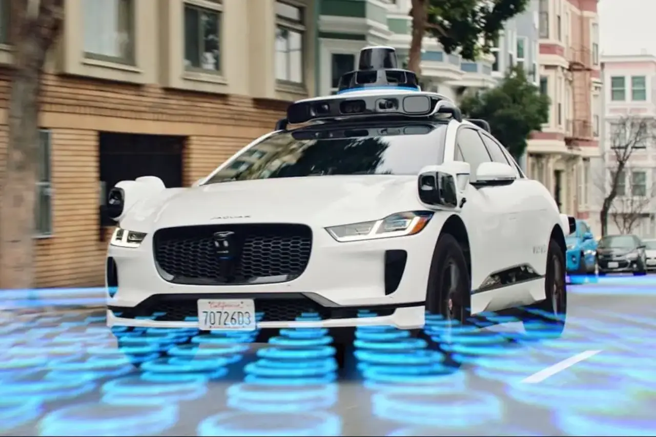 waymo carro autonomo.jpg 1280.0x720.0 q85 subsampling 2 e1723833311409 Google Lança Tecnologia de Controle Inteligente para Corrigir Condutores Imprudentes