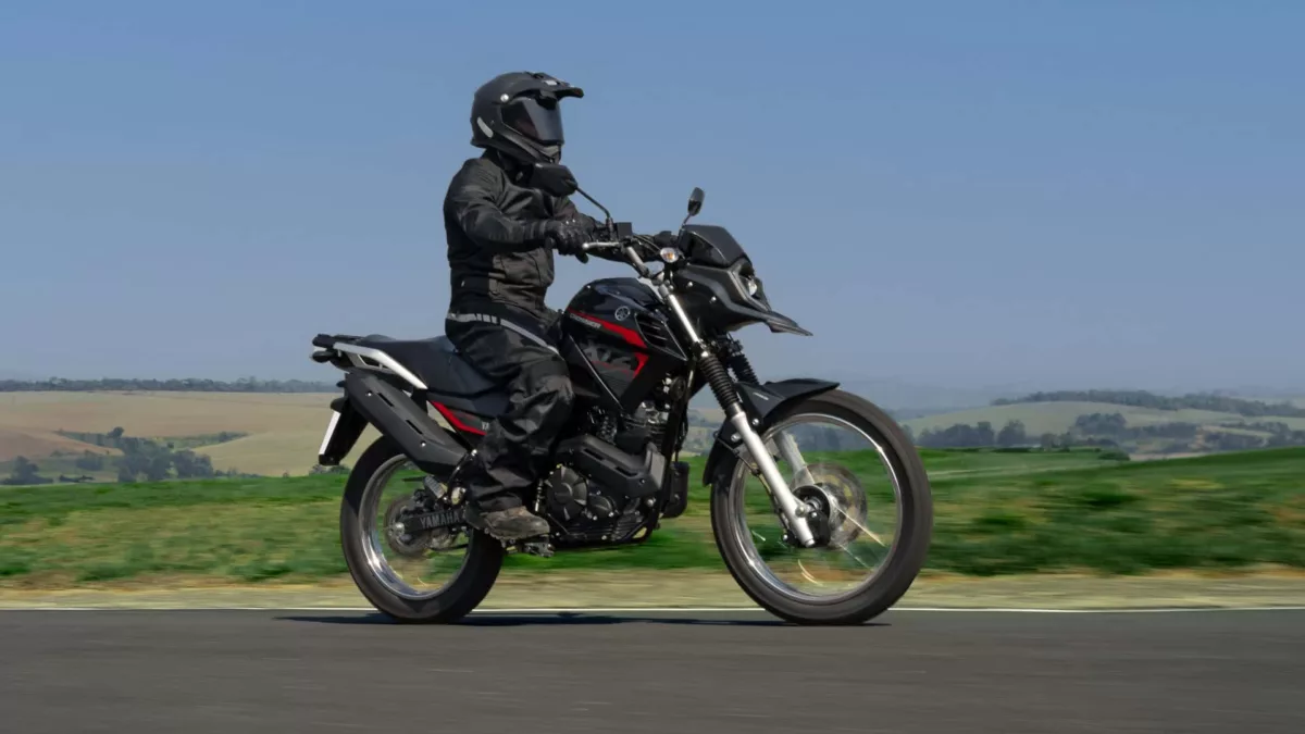 yamaha crosser 2025 Yamaha Crosser ABS 2025: Versatilidade e Estilo Renovados para Todos os Terrenos