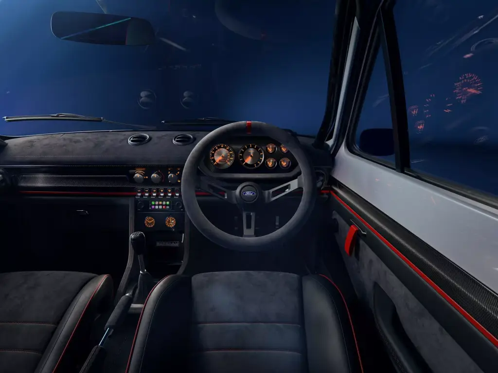 Boreham Ford Escort RS 2 Ford Escort Clássico: O Ícone Renascido com Até 300 cv e Produção Limitada