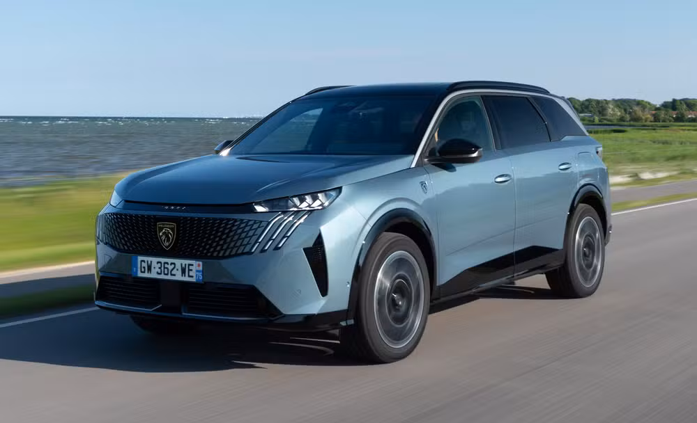 peugeot e5008testdrive 2406tc0154 Peugeot 3008 e 5008 Elétricos São Confirmados no Brasil: O Que Esperar dos SUVs de Última Geração