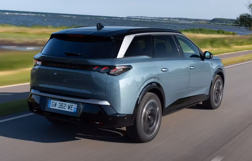 peugeot e5008testdrive 2406tc0183 Peugeot 3008 e 5008 Elétricos São Confirmados no Brasil: O Que Esperar dos SUVs de Última Geração