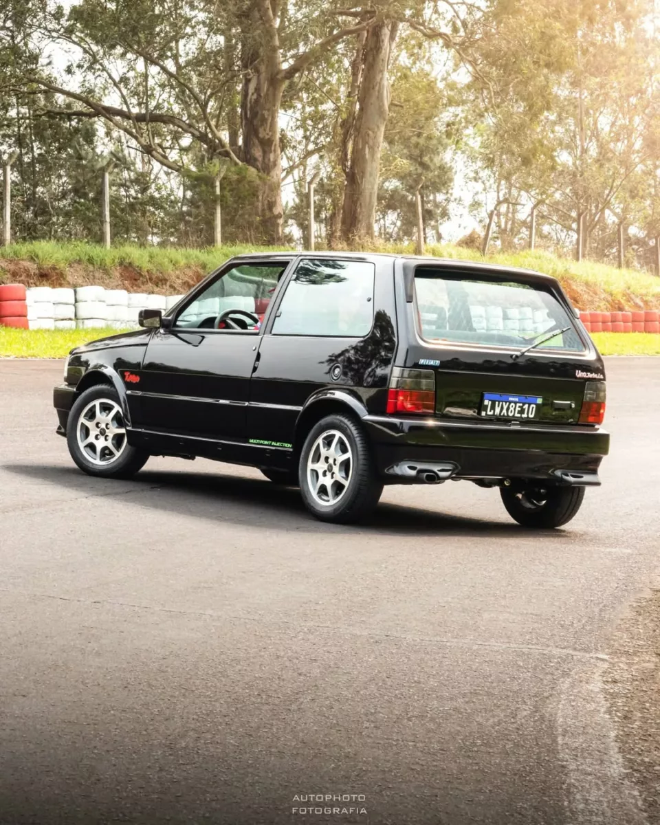 uno turbo 2 Fiat Uno Turbo: o primeiro esportivo turbinado nacional que marcou uma era