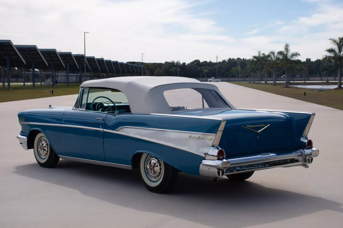 1957 chevrolet bel air 40 Chevrolet Bel Air 1957: Ícone que Redefiniu a História Automotiva dos EUA