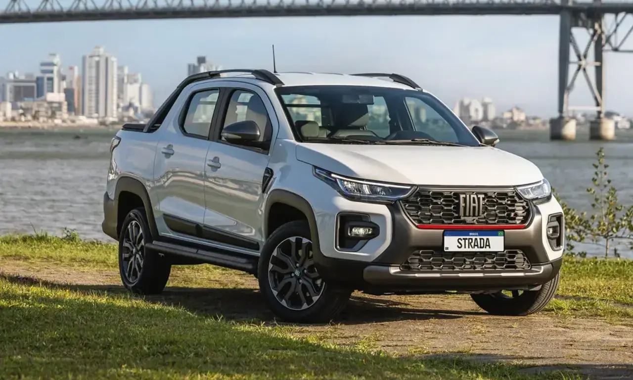 Fiat Strada Ultra 2024 2 e1693853021104 As 5 picapes mais vendidas do Brasil em 2024: Fiat Strada e Vw Saveiro dominam os rankings