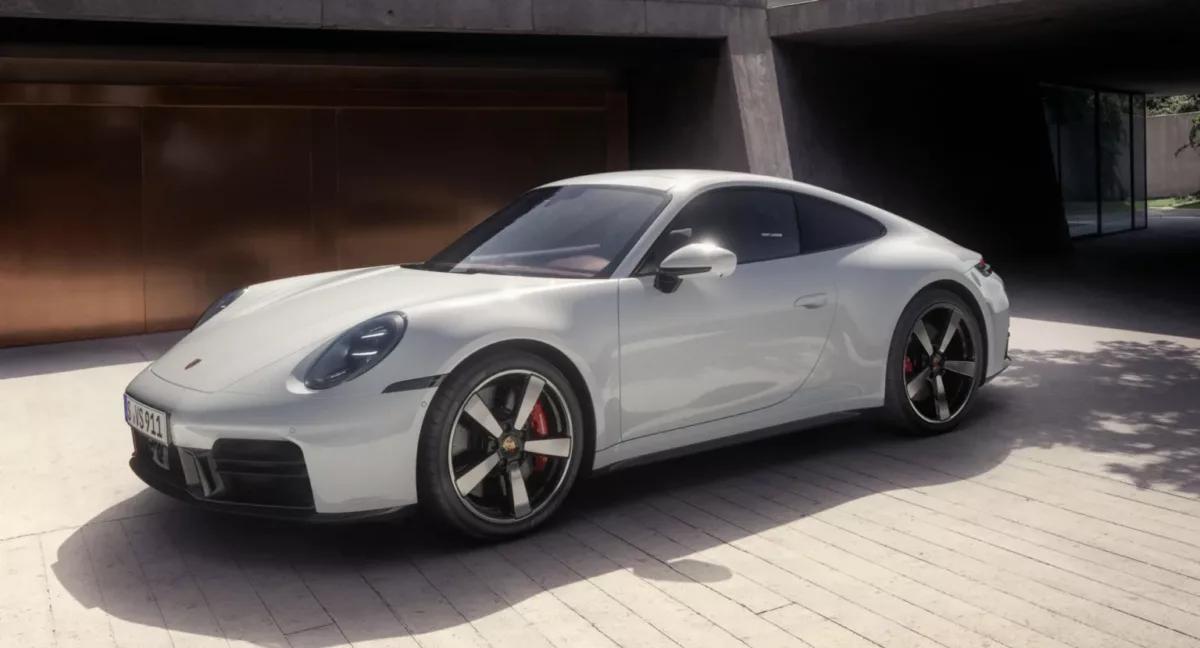 JQVBr1wy Porsche 911 Carrera S Lancamento 71 1536x829 1 Novo Porsche 911 2026 traz painel digital completo e estreia potente versão GTS híbrida com turbo elétrico