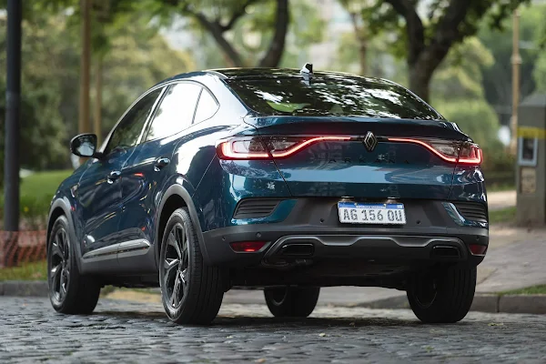Novo Renault Arkana 2025 21 O Renault Arkana Híbrido 2025 chega à Argentina com design inovador, motor híbrido eficiente e alta tecnologia.