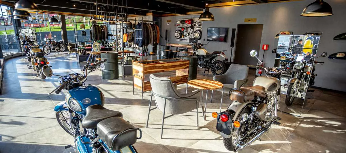 dealer royal enfield 1 Royal Enfield Fortalece Expansão no Brasil com Nova Loja em Itajaí