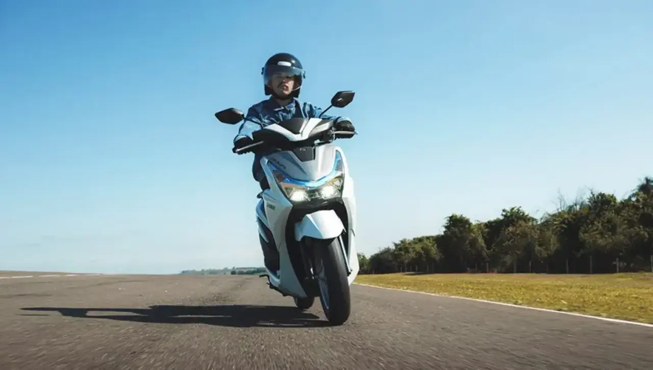 yamaha fluid 4 Conheça os Detalhes da Nova Scooter Híbrida da Yamaha