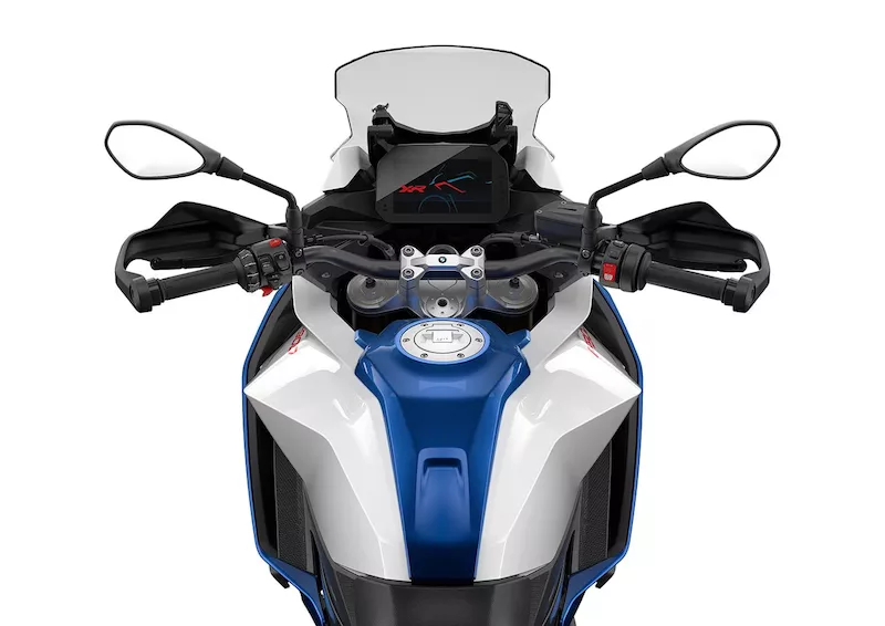 COCKPIT BMW F 900 XR 2025 png BMW F 900 R e F 900 XR 2025: Mais potência, tecnologia e emoção sobre duas rodas