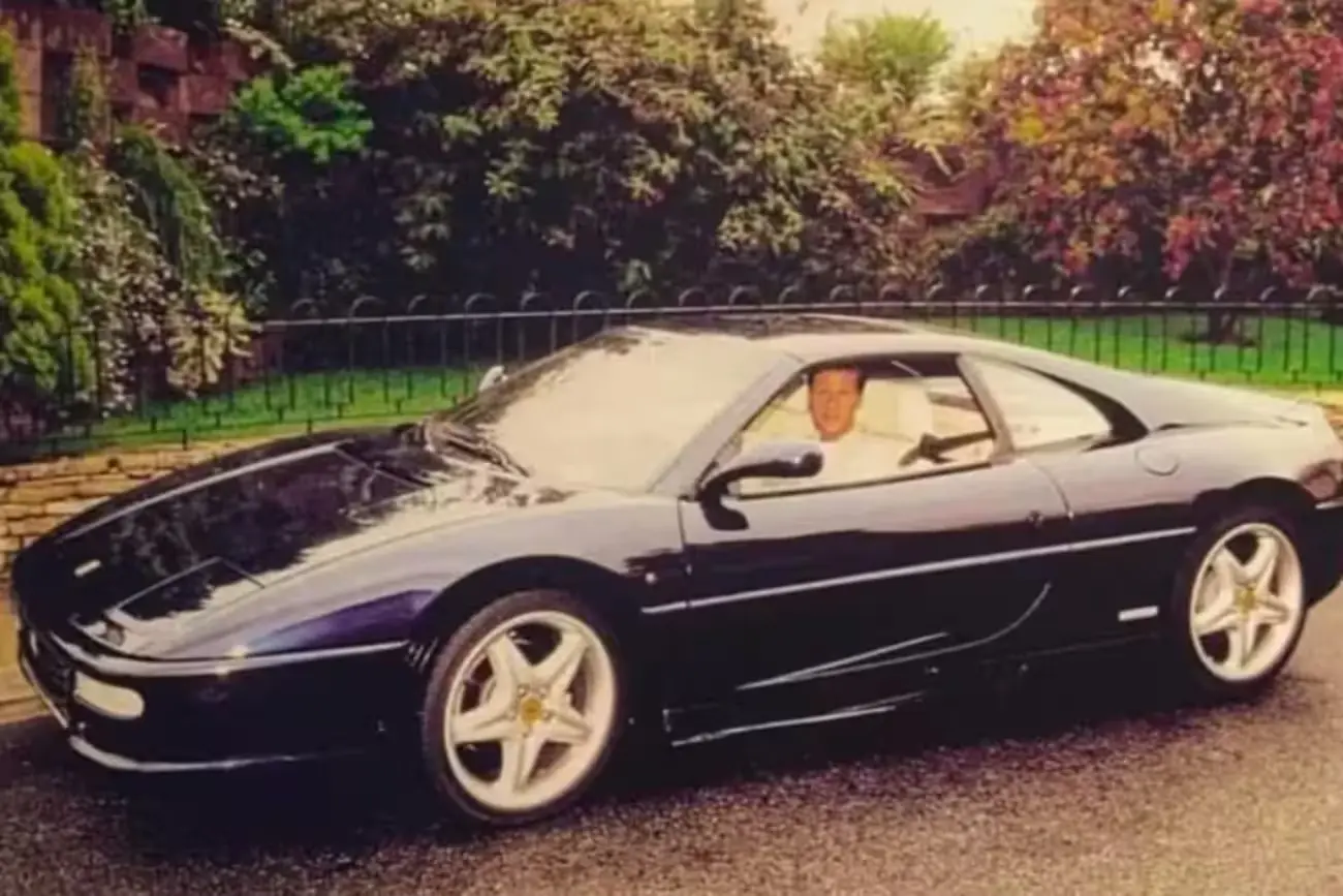 ferrari f355 gts 1996 michael sc Primeira Ferrari de Michael Schumacher é Vendida em Leilão Exclusivo