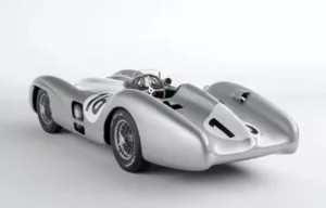 Mercedes-Benz W 196 R: O Raro Ícone da F1 que Quebrou Recordes em Leilão