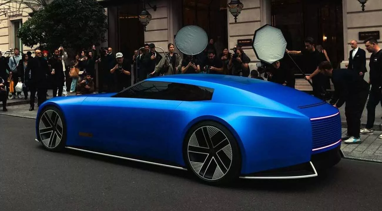 kaguar paris 2 Jaguar Type 00: O Futuro da Marca Desfila nas Ruas de Paris