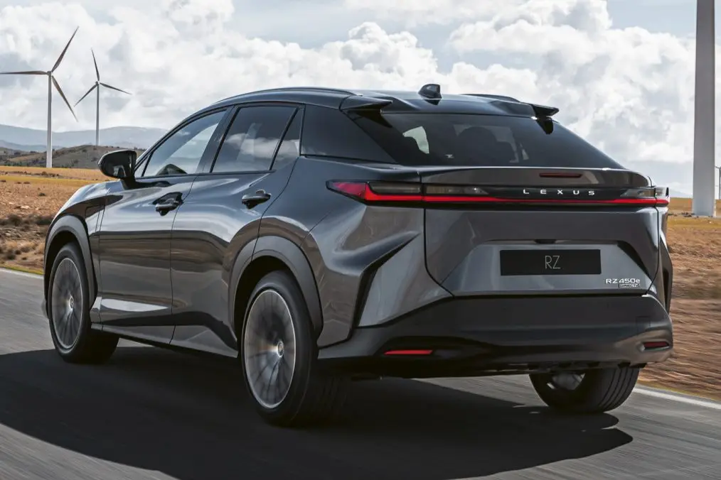lexus rz 450e 399 052702fd0557040b e1742843687150 Lexus RZ: o primeiro elétrico da marca desembarca no Brasil com foco em luxo, tecnologia e desempenho