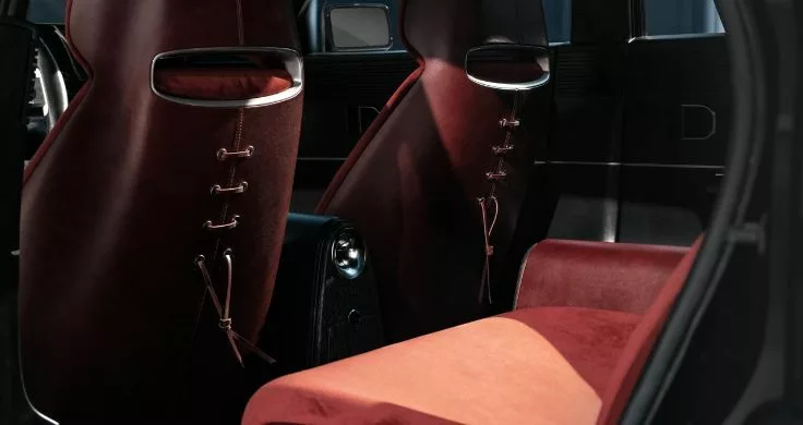 brand seat pc Hyundai resgata os anos 80 com sedã elétrico que une nostalgia e tecnologia futurista