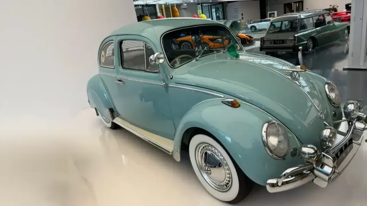 fusca equipado 5 Fusca 1962 com cafeteira, ar-condicionado e 50 acessórios: o clássico brasileiro mais exclusivo já restaurado