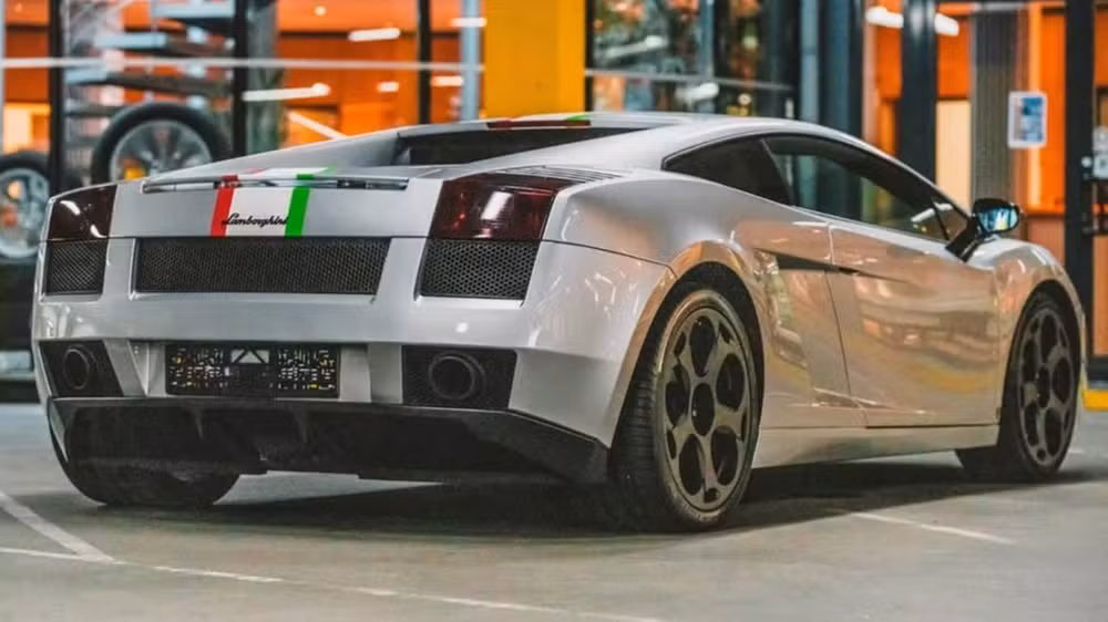 lamborghini david beckham traseira Lamborghini Gallardo de David Beckham vai a leilão e pode ultrapassar R$ 1 milhão