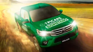Toyota Hilux a biometano estreia na Agrishow 2025 com foco na sustentabilidade no campo