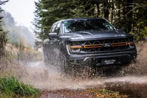 Ford F-150 Tremor desembarca no Brasil: potência, tecnologia e estilo radical no off-road