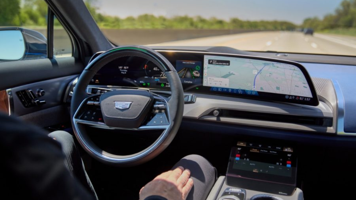 cadillac vistiq 2026 2 Cadillac VISTIQ 2026 redefine o luxo elétrico com tecnologia holográfica, 615 cv e autonomia de quase 500 km