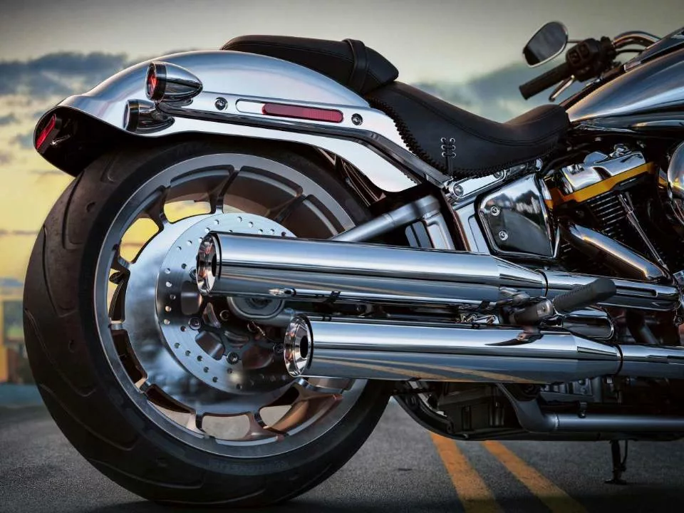harleydavidson fat boy gray ghost 2025 3 08052025 64021 960 720 Harley-Davidson Fat Boy Gray Ghost celebra 35 anos com edição limitada cheia de história e tecnologia