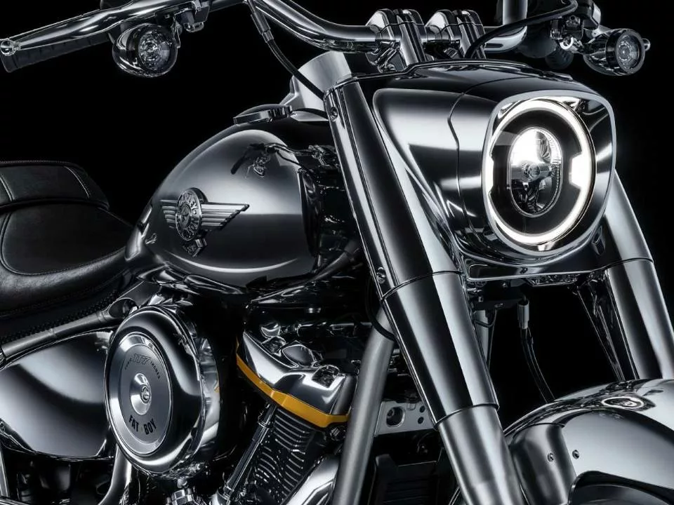 harleydavidson fat boy gray ghost 2025 4 08052025 64022 960 720 Harley-Davidson Fat Boy Gray Ghost celebra 35 anos com edição limitada cheia de história e tecnologia