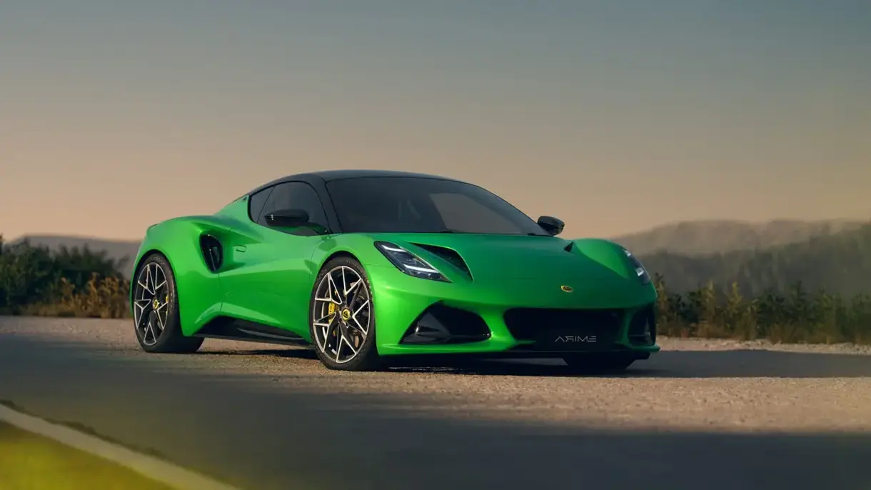 Lotus Emira V6 SE Eos Green 2048x1152 1 Lotus reforça DNA esportivo com Emira V6 SE: mais potência, estilo e refinamento
