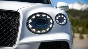 Potência em alta: Bentley aposta no V8 para acelerar mais que o W12