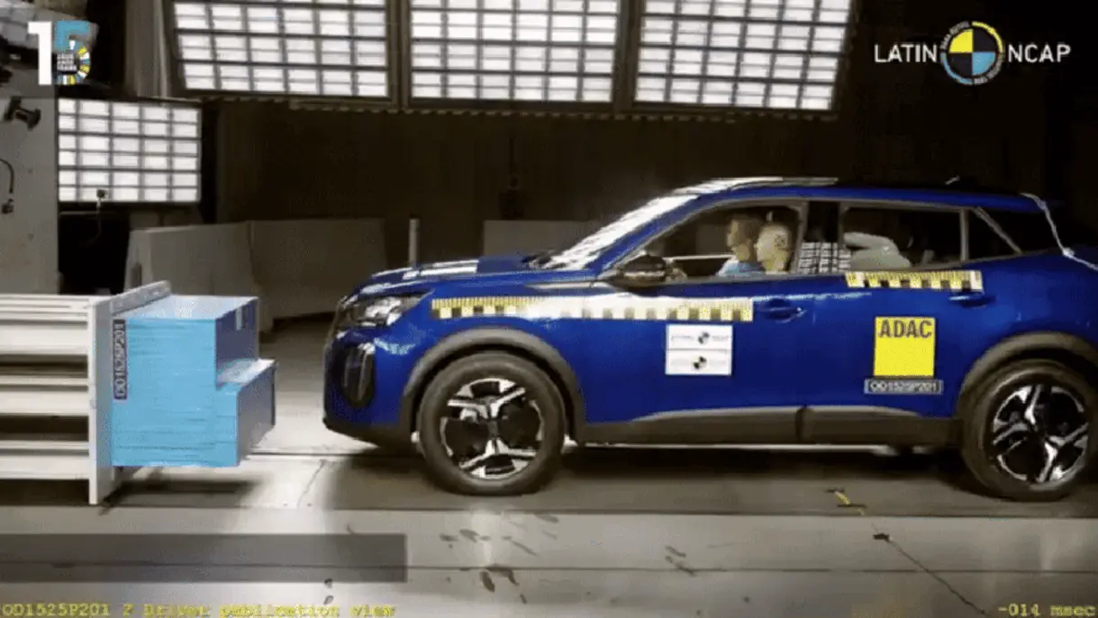 gif peugeot 2008 Peugeot 2008 recebe apenas uma estrela em teste de segurança e acende alerta para motoristas