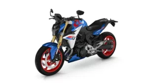 BMW F 900 R 2026 chega ao Brasil com mais potência, tecnologia de ponta e novo visual