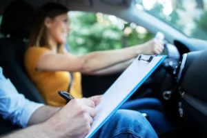CNH sem autoescola: nova proposta pode reduzir custo do documento em até 80%