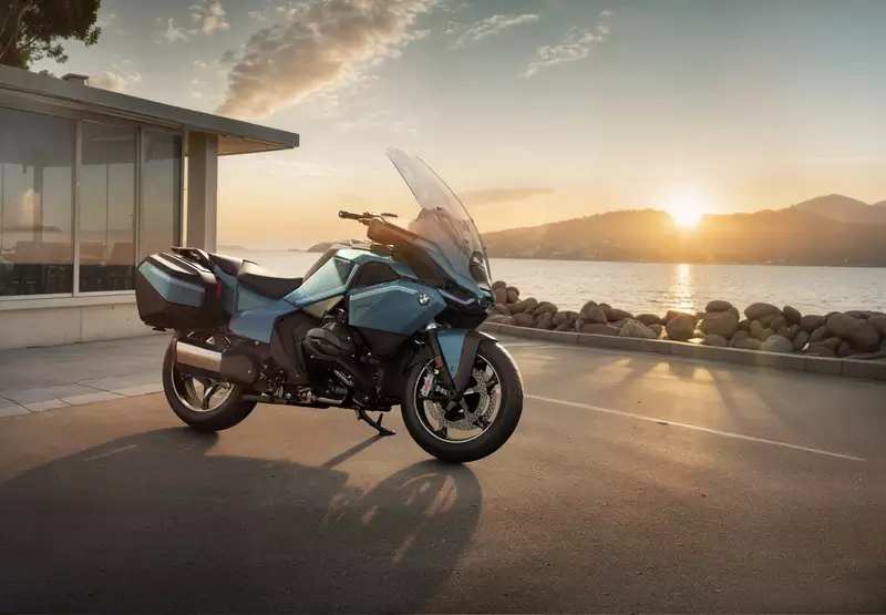 BMW R 1300 RT 2 BMW R 1300 RT estreia no Brasil com câmbio automatizado e pacote premium de tecnologia