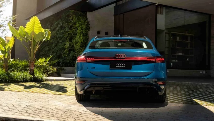 audi a6 sport 3 udi A6 Sportback e-tron chega ao Brasil com foco em aerodinâmica e luxo elétrico