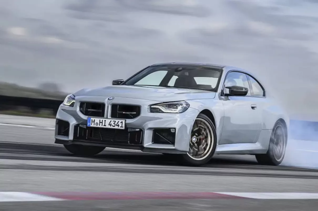 P90600856 highRes the new bmw m2 cs BMW M2 CS entra em pré-venda no Brasil com 510 cv e exclusividade extrema