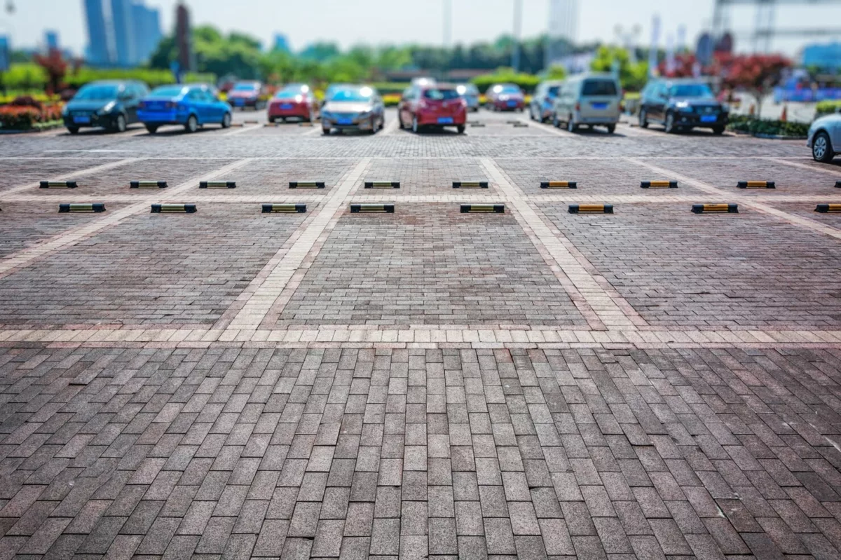 garagem estacionamento2 Garagem de condomínio precisa seguir padrão de tamanho?