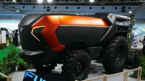 Japão apresenta o primeiro trator movido a hidrogênio com direção autônoma