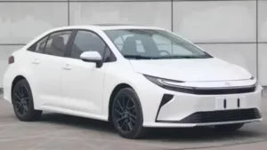 Novo Toyota Corolla vaza na China com visual futurista e mais espaço interno