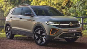 Corolla Cross domina vendas em agosto e Tera estreia no ranking