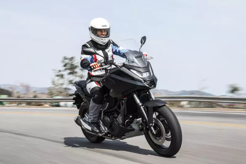 Honda NC 750X 2026 17 Honda NC 750X 2026 estreia no Brasil com novo visual, painel TFT e freios duplos