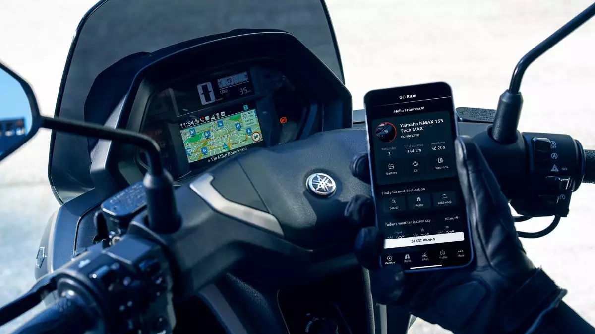 Yamaha NMAX 155 07 Yamaha NMax 155 chega à Europa com transmissão YECVT e painel digital conectado
