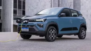 Kwid E-Tech 2026 chega com visual europeu e preço agressivo abaixo dos R$ 100 mil