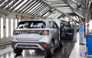 VW T-Cross lidera vendas em janeiro de 2026 e confirma força dos SUVs no Brasil