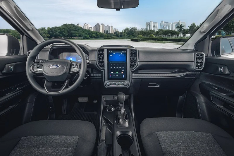 Ford Ranger XL 2026 Automatica Cabine Ford Ranger XL Automática chega em novas carrocerias e mira o mercado de trabalho com conforto de picape premium