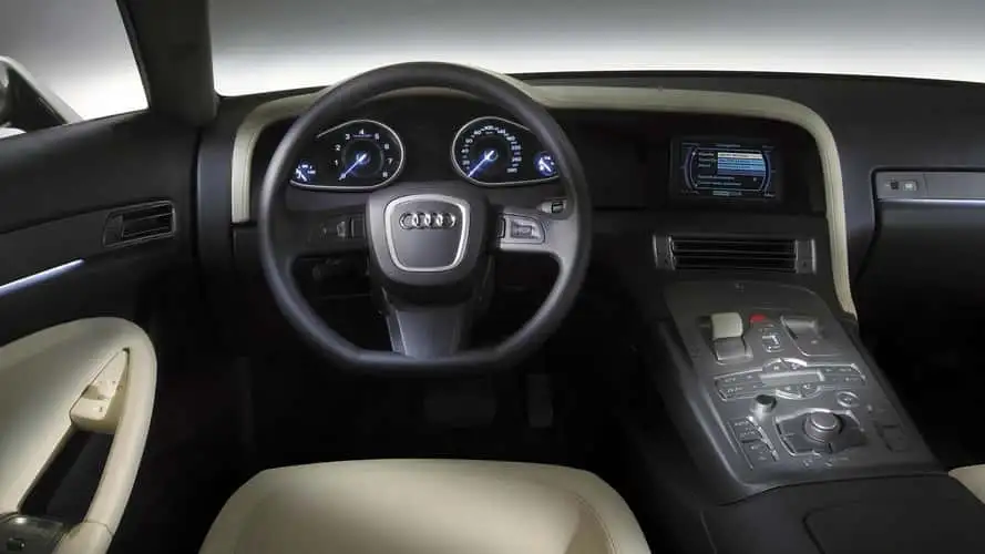 audi nuvolari quattro 2003 O Audi Nuvolari já existia em 2003 — e era um conceito com motor V10 de Lamborghini que virou realidade em outros modelos