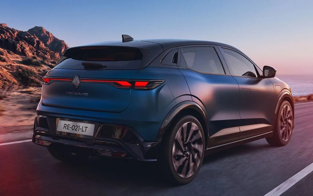 renaultmegane4 1024x640 1 Megane E-Tech 2027: o elétrico que encolheu o tempo de recarga e esticou a autonomia até 500 km