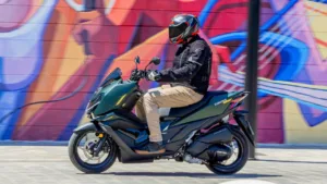 Essa scooter custa menos que muita bolsa de grife e ainda entrega tecnologia de moto premium: conheça a Zontes 125X