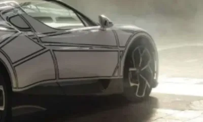 cropped-1_bugatti-w16-mistral-blanc-eternel-1-67071161.webp