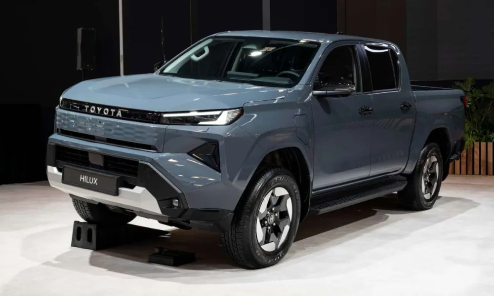 toyota hilux eletrica bev no salao de bruxelas bel 63226056 Toyota bate o martelo: Hilux híbrida plug-in não sai do papel tão cedo
