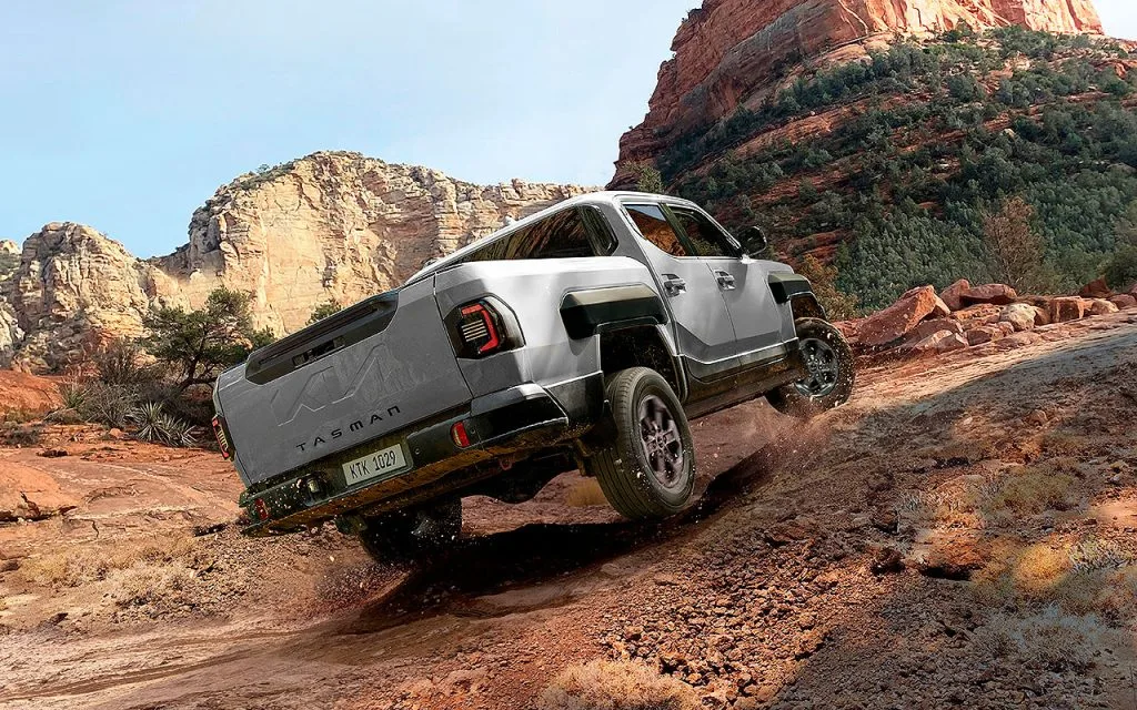 kiatasman2 1024x640 1 Kia Tasman: a primeira picape da marca no Brasil já tem preço, motor e data de chegada.