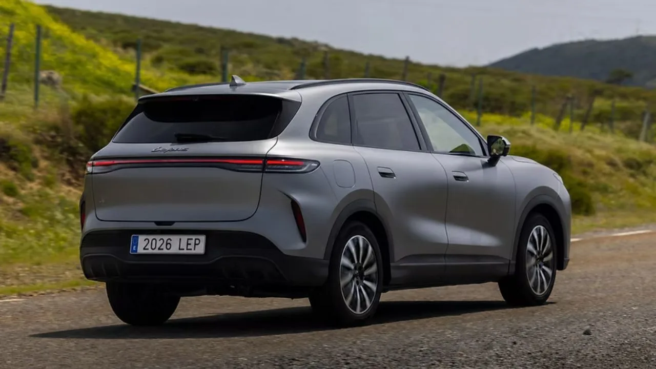 lepas Lepas confirma chegada ao Brasil em 2027 com SUV elétrico que carrega em minutos