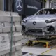 mercedez Mercedes-Benz vai usar alumínio com 75% de material reciclado em carros elétricos: entenda a nova parceria com a Hydro